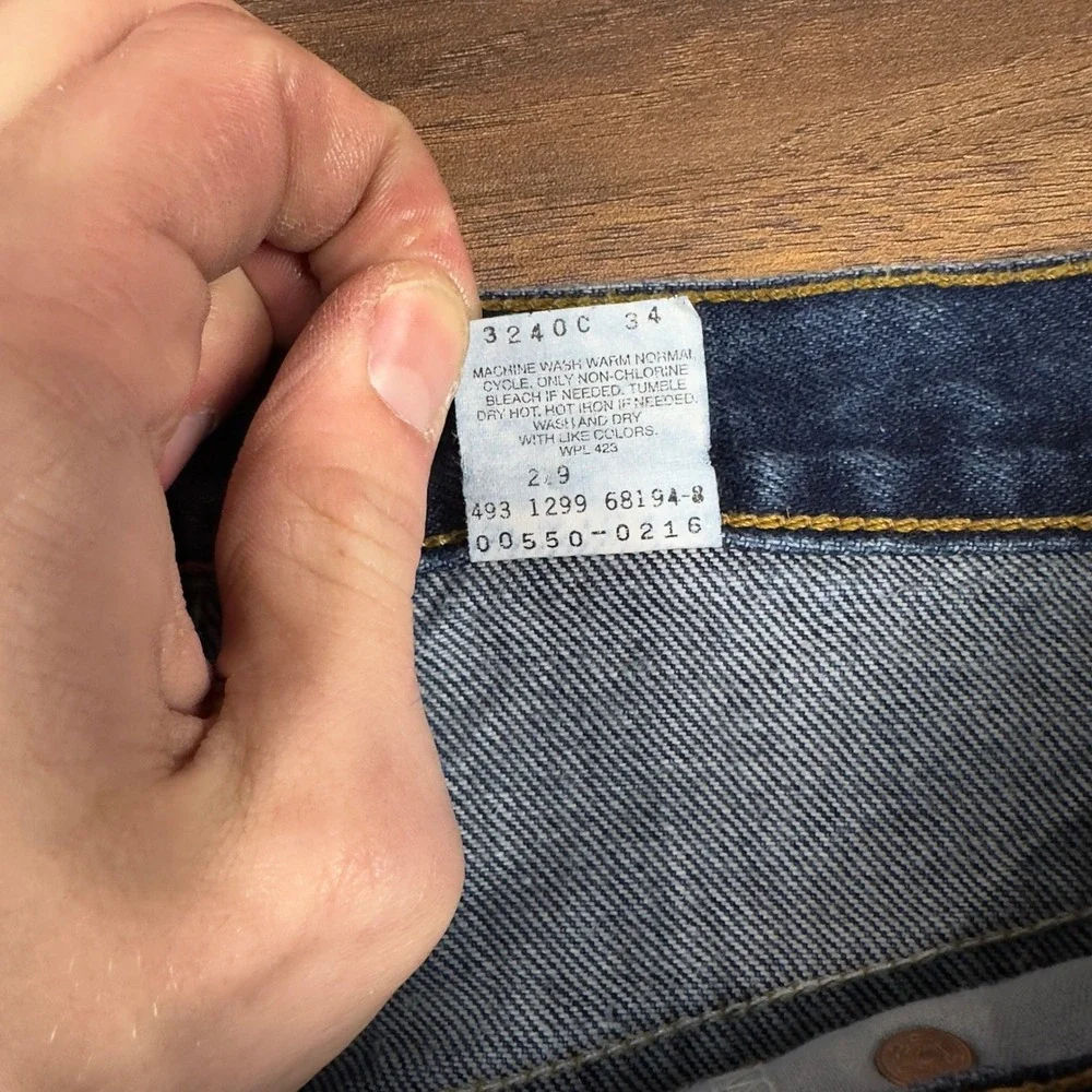 Levis 505 Straight Leg Jeans Mens 33x28 Medium Wash Blue Denim Pants‎ 505-0216